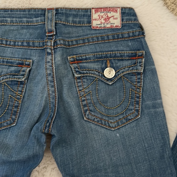 AUTHENTIC TRUE RELIGION LIGHT DENIM JEANS - Picture 7 of 9